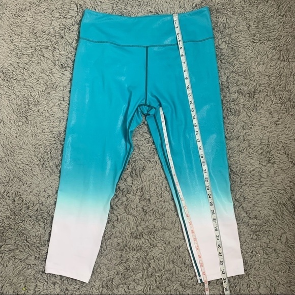 Zyia Blue Venom Metallic Ombré Teal And White Ankle Cropped Leggings - Picture 13 of 13